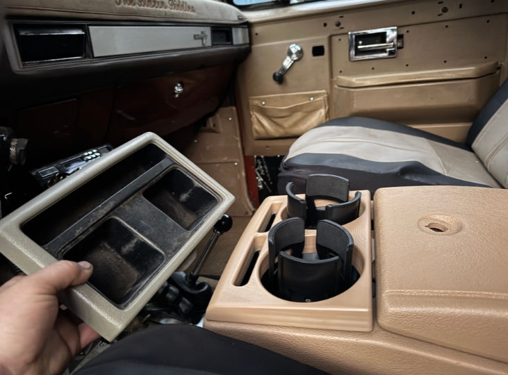 Adjustable Cup Holder Assembly – 1981-1991 Chevy K5 Blazer, GMC Jimmy & Suburban | Blazin’ Biddles Off-Road